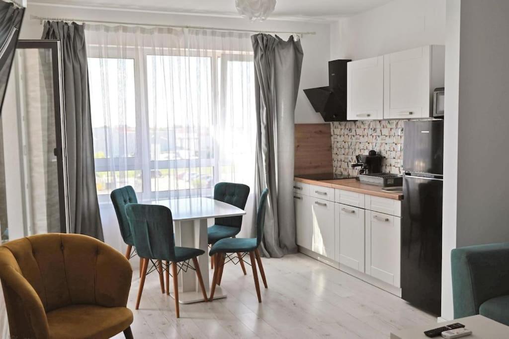 7A Dream Apartment 7A Si Parcare Орадя Экстерьер фото